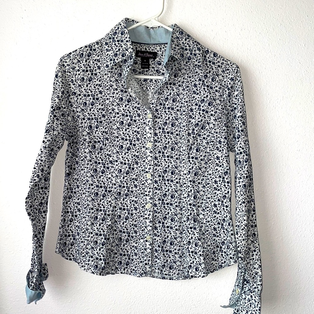 Women’s shirt
